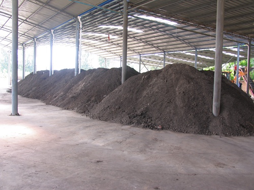 陕西堆肥生产线介绍污泥堆肥的特点